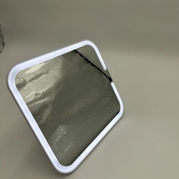 Pralena Cosmetic Bag with LED Light Mirror Travel Makeup Case Organizer - Picture 3 of 8